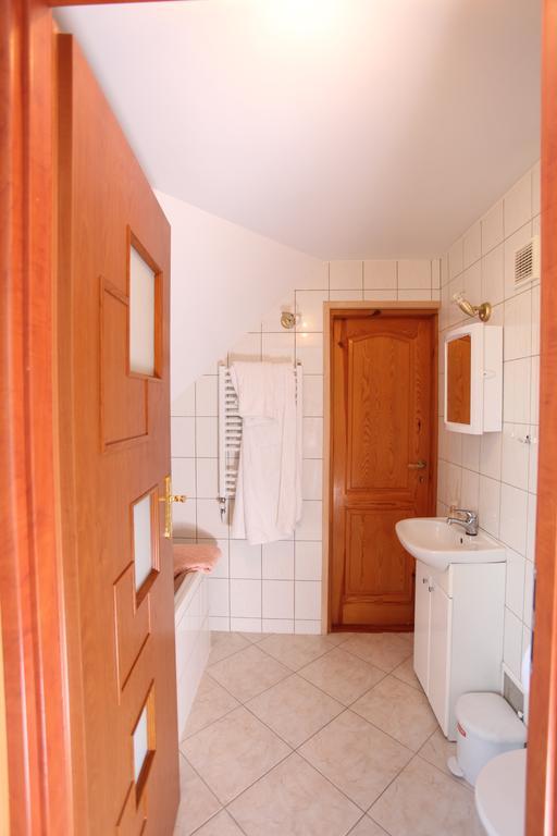 Gosciniec W Sadurkach Naleczow Room photo